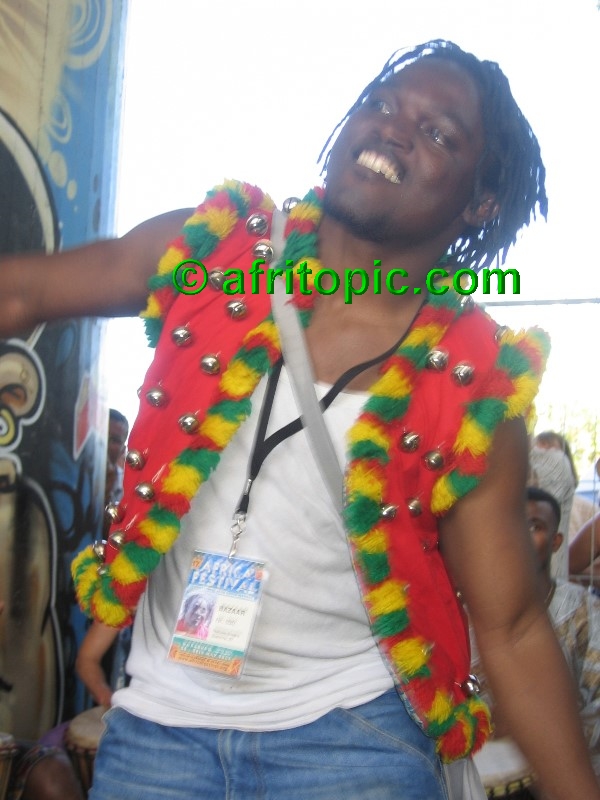 ../Images/AfricaFestival-27-28May05 114.jpg